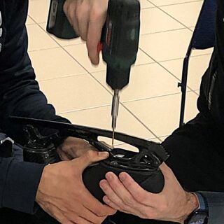 Mounting the blades